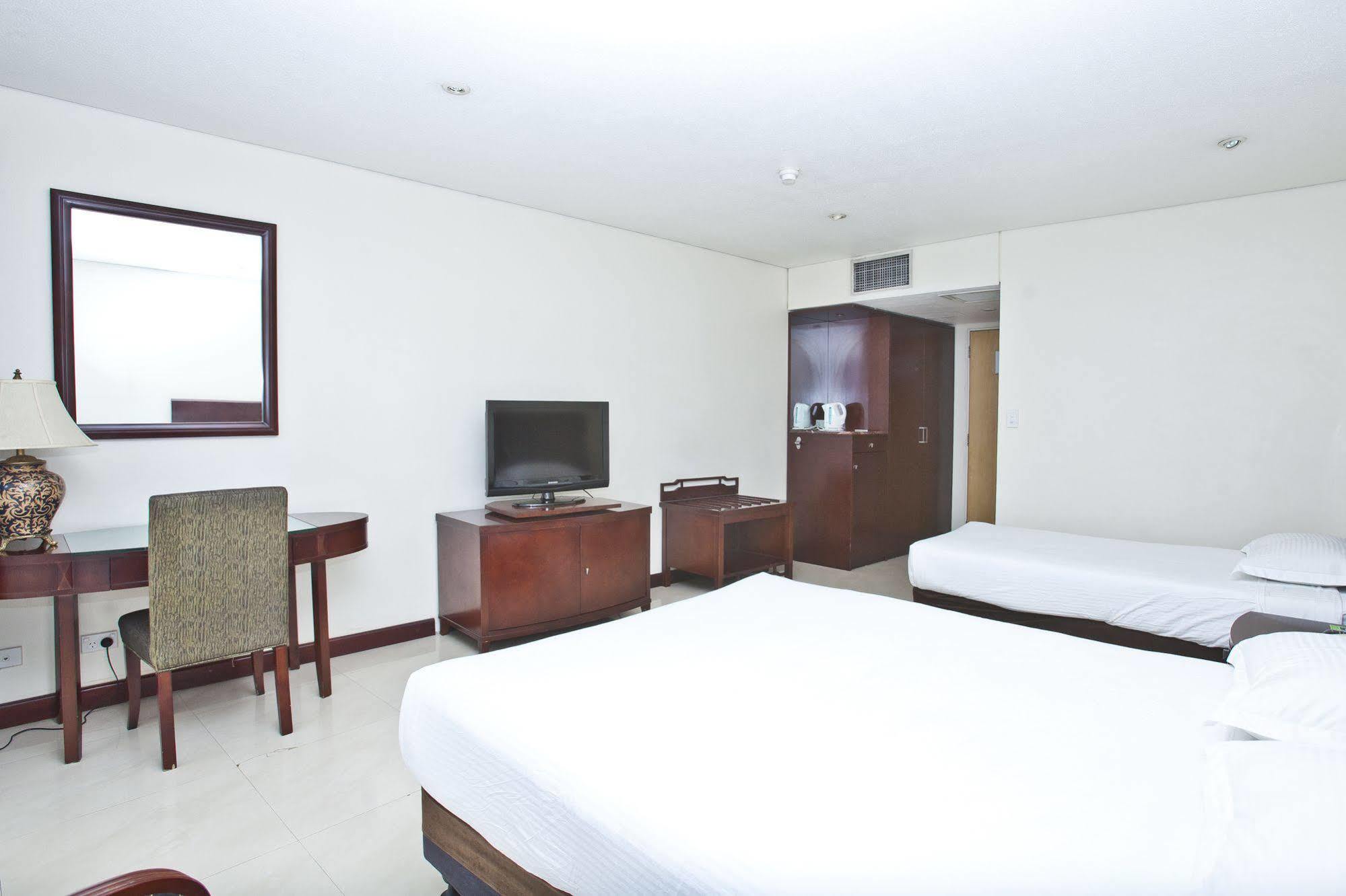 Gateway Hotel Port Moresby Exterior photo